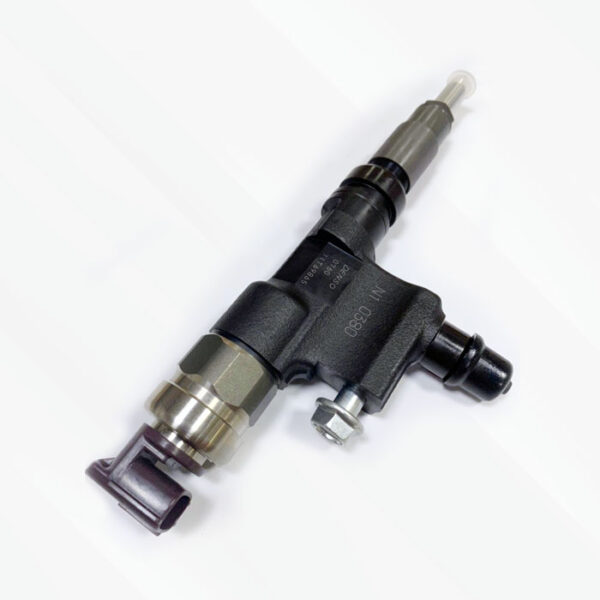 DENSO 共軌噴油嘴總成 13